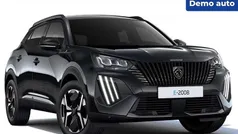 Zwart Gebruikt 2025 Peugeot e-2008 Allure SUV | € 29.925 (Eerlijke prijs)