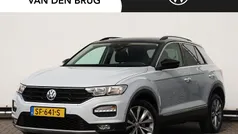 Wit Gebruikt 2018 VW T-Roc Style SUV | € 18.895 (Eerlijke prijs)