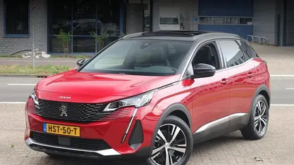 Occasion 2025 Peugeot 3008 GT SUV | € 30.745 (Eerlijke prijs)