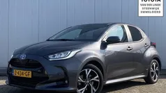 Grijs Gebruikt 2024 Toyota Yaris Edition Hatchback | € 24.900 (Eerlijke prijs)