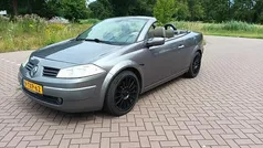 Gebruikt 2005 Renault Mégane Cabriolet Cabriolet | € 1.599 (Eerlijke prijs)