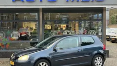 Blauw Gebruikt 2005 VW Golf IV Comfortline Hatchback | € 2.295 (Eerlijke prijs)