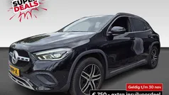 Zwart Gebruikt 2021 Mercedes GLA250 Business SUV | € 30.930 (Goede deal)
