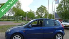 Blauw Gebruikt 2007 Ford Fiesta Ambiente Hatchback | € 1.650 (Eerlijke prijs)