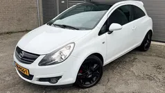 Gebruikt 2011 Opel Corsa Color Edition Hatchback | € 2.000 (Eerlijke prijs)