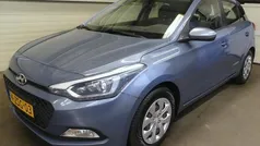 Blauw Gebruikt 2015 Hyundai i20 Comfort Hatchback | € 7.945 (Eerlijke prijs)
