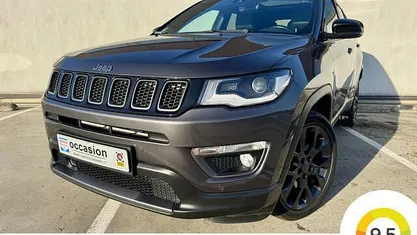 Grijs Occasion 2020 Jeep Compass SUV | € 23.449 (Eerlijke prijs)