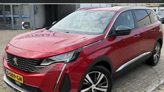 Rood Gebruikt 2022 Peugeot 5008 Allure MPV | € 24.950 (Eerlijke prijs)