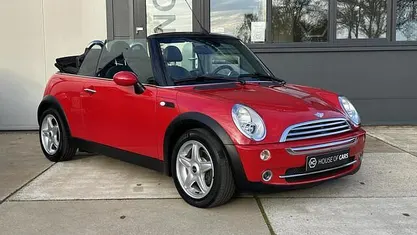 Rood Gebruikt 2006 Mini Cooper Cabriolet Chili Cabriolet | € 3.995 (Eerlijke prijs)