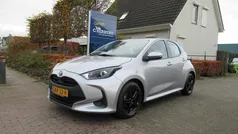 Grijs Gebruikt 2021 Toyota Yaris Hatchback | € 19.950 (Eerlijke prijs)