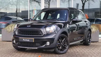 Occasion Mini Countryman Classic 98 PK (72 kW) 2016 Zwart (metallic) SUV