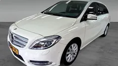 Gebruikt 2013 Mercedes B200 Ambition MPV | € 14.900 (Eerlijke prijs)