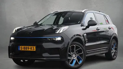 Zwart (metallic) Gebruikt 2023 Lynk & Co 01 SUV | € 20.950 (Eerlijke prijs)