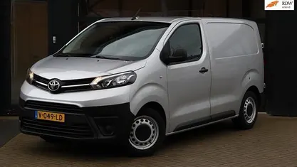 Occasion 2018 Toyota Proace Comfort MPV | € 10.745 (Eerlijke prijs)