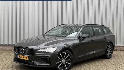 Gebruikt 2025 Volvo V60 Plus Stationwagen | € 44.950 (Eerlijke prijs)