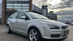 Gebruikt 2007 Ford Focus Futura Hatchback | € 1.990 (Eerlijke prijs)