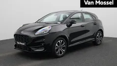 Zwart Gebruikt 2023 Ford Puma ST-Line SUV | € 20.900 (Goede deal)