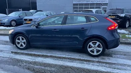 Gebruikt 2012 Volvo V40 Momentum Hatchback | € 3.950 (Eerlijke prijs)