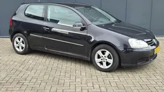 Zwart Gebruikt 2005 VW Golf IV Hatchback | € 1.499 (Eerlijke prijs)