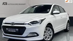 Wit Gebruikt 2016 Hyundai i20 Hatchback | € 9.799 (Eerlijke prijs)