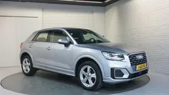 Grijs, metallic lak Gebruikt 2020 Audi Q2 SUV | € 24.400 (Goede deal)