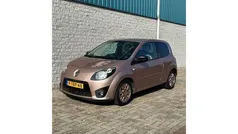 Roze Gebruikt 2011 Renault Twingo Hatchback | € 3.250 (Eerlijke prijs)