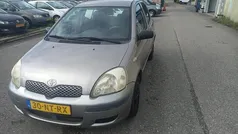 Gebruikt 2004 Toyota Yaris Hatchback | € 1.950 (Eerlijke prijs)