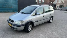 Grijs Gebruikt 2000 Opel Zafira MPV | € 999 (Eerlijke prijs)