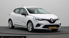 Wit Gebruikt 2020 Renault Clio V Zen Hatchback | € 10.745 (Eerlijke prijs)