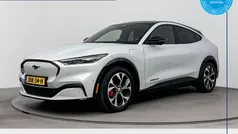 Gebruikt 2023 Ford Mustang Mach-E SUV | € 41.900 (Eerlijke prijs)