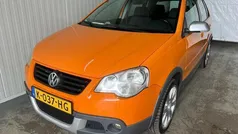Oranje Gebruikt 2007 VW Polo Cross Hatchback | € 3.750 (Eerlijke prijs)