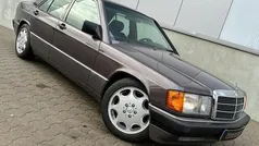 Paars Gebruikt 1993 Mercedes 190 Sportline Sedan | € 14.999