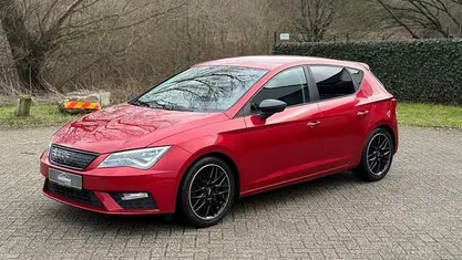 Occasion Seat Leon 116 PK (85 kW) 2017 Rood Hatchback