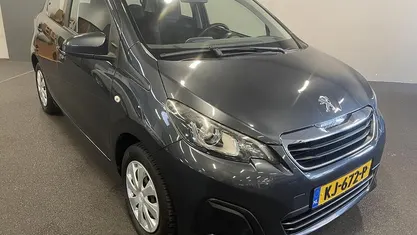 Grijs Gebruikt 2015 Peugeot 108 Active Hatchback | € 5.950 (Eerlijke prijs)