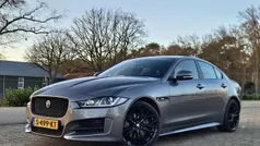 Grijs Gebruikt 2016 Jaguar XE R-Sport Sedan | € 7.999 (Eerlijke prijs)