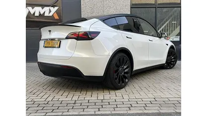Wit Gebruikt 2024 Tesla Model Y Performance SUV | € 43.890 (Eerlijke prijs)