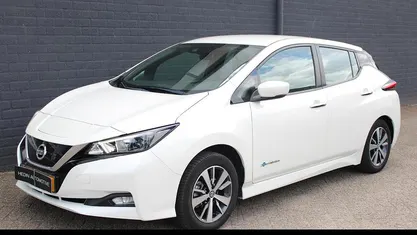 Wit Gebruikt 2021 Nissan Leaf Acenta Hatchback | € 13.750 (Eerlijke prijs)