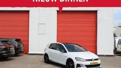 Wit, metallic lak Gebruikt 2019 VW Golf VII Pro Hatchback | € 30.950 (Goede deal)