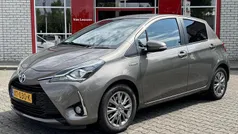 Gebruikt 2019 Toyota Yaris Hybrid Hatchback | € 16.900 (Eerlijke prijs)