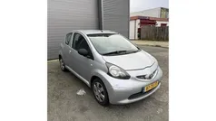 Grijs Gebruikt 2007 Toyota Aygo Hatchback | € 1.750 (Goede deal)