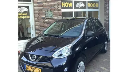 Zwart (metallic) Gebruikt 2015 Nissan Micra Pack Hatchback | € 5.450 (Eerlijke prijs)