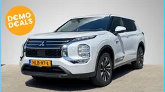 Wit Nieuw 2025 Mitsubishi Outlander P-HEV Intense SUV | € 51.689 (Eerlijke prijs)