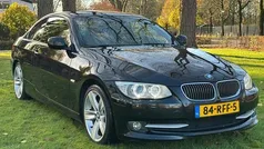 Zwart (metallic) Gebruikt 2011 BMW 335 Coupé | € 14.950 (Eerlijke prijs)