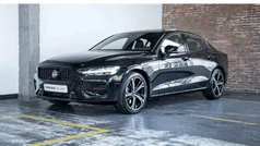 Gebruikt 2024 Volvo S60 Plus Sedan | € 39.750 (Goede deal)