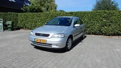 Grijs Gebruikt 2002 Opel Astra Edition Hatchback | € 1.450 (Eerlijke prijs)