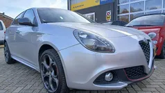 Grijs (metallic) Gebruikt 2017 Alfa Romeo Giulietta Super Hatchback | € 14.995 (Goede deal)