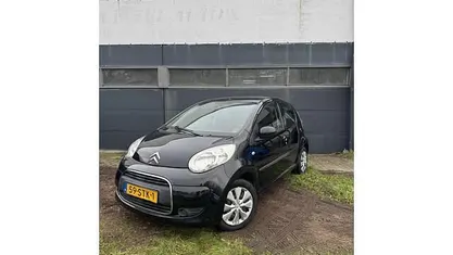 Zwart Gebruikt 2011 Citroën C1 SELECTION Hatchback | € 3.350 (Goede deal)
