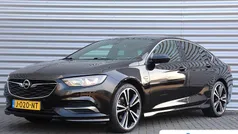 Zwart Gebruikt 2020 Opel Insignia OPC Hatchback | € 22.895 (Eerlijke prijs)