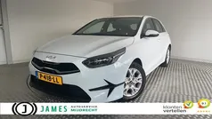 Gebruikt 2022 Kia Ceed Hatchback | € 15.445 (Eerlijke prijs)