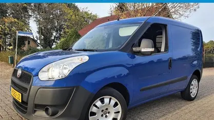 Blauw Gebruikt 2012 Fiat Doblò MPV | € 7.695 (Eerlijke prijs)